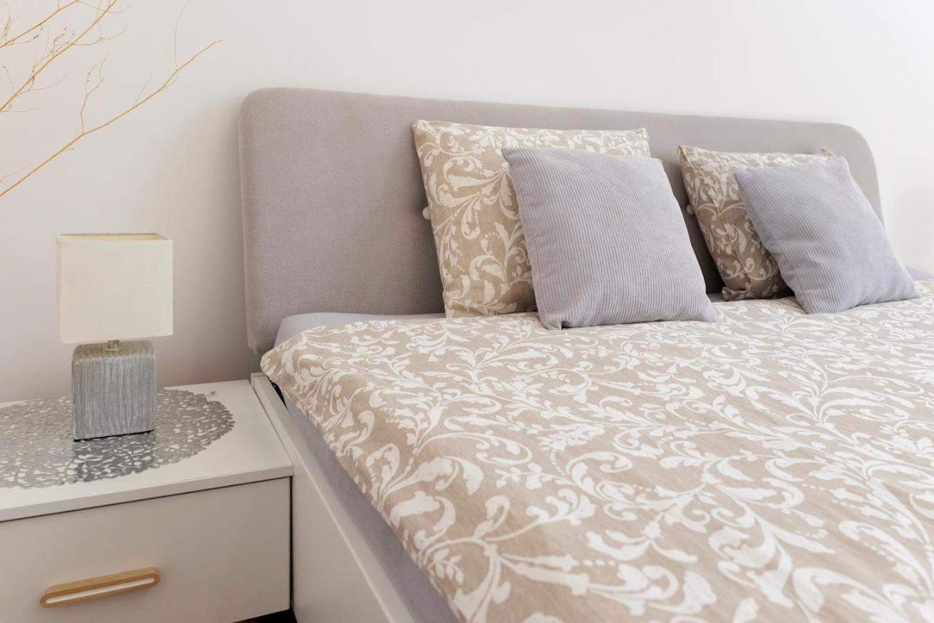 ברטיסלאבה Diamond Residence In Old Town With Free Parking מראה חיצוני תמונה