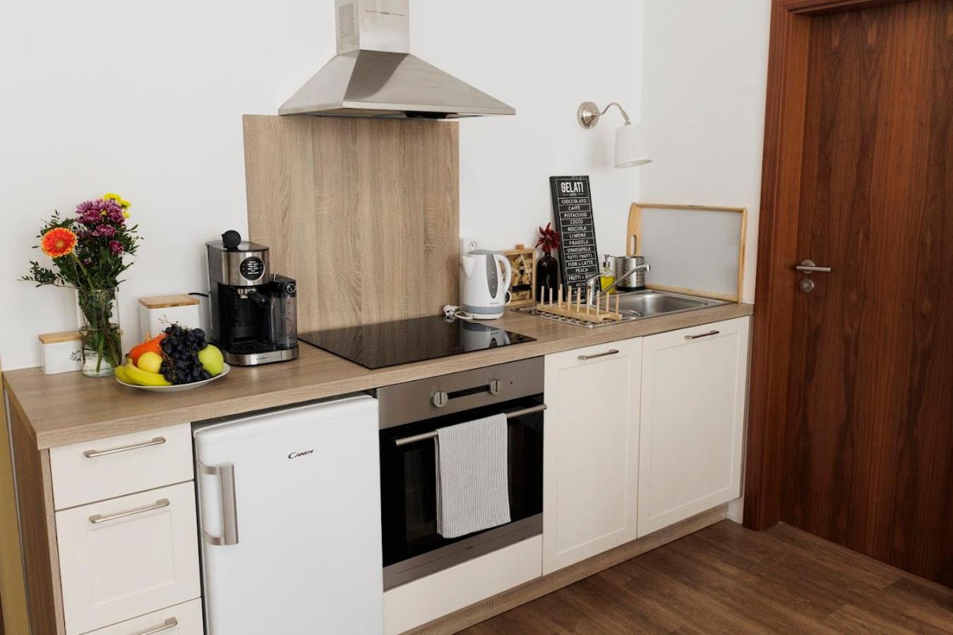 ברטיסלאבה Diamond Residence In Old Town With Free Parking מראה חיצוני תמונה