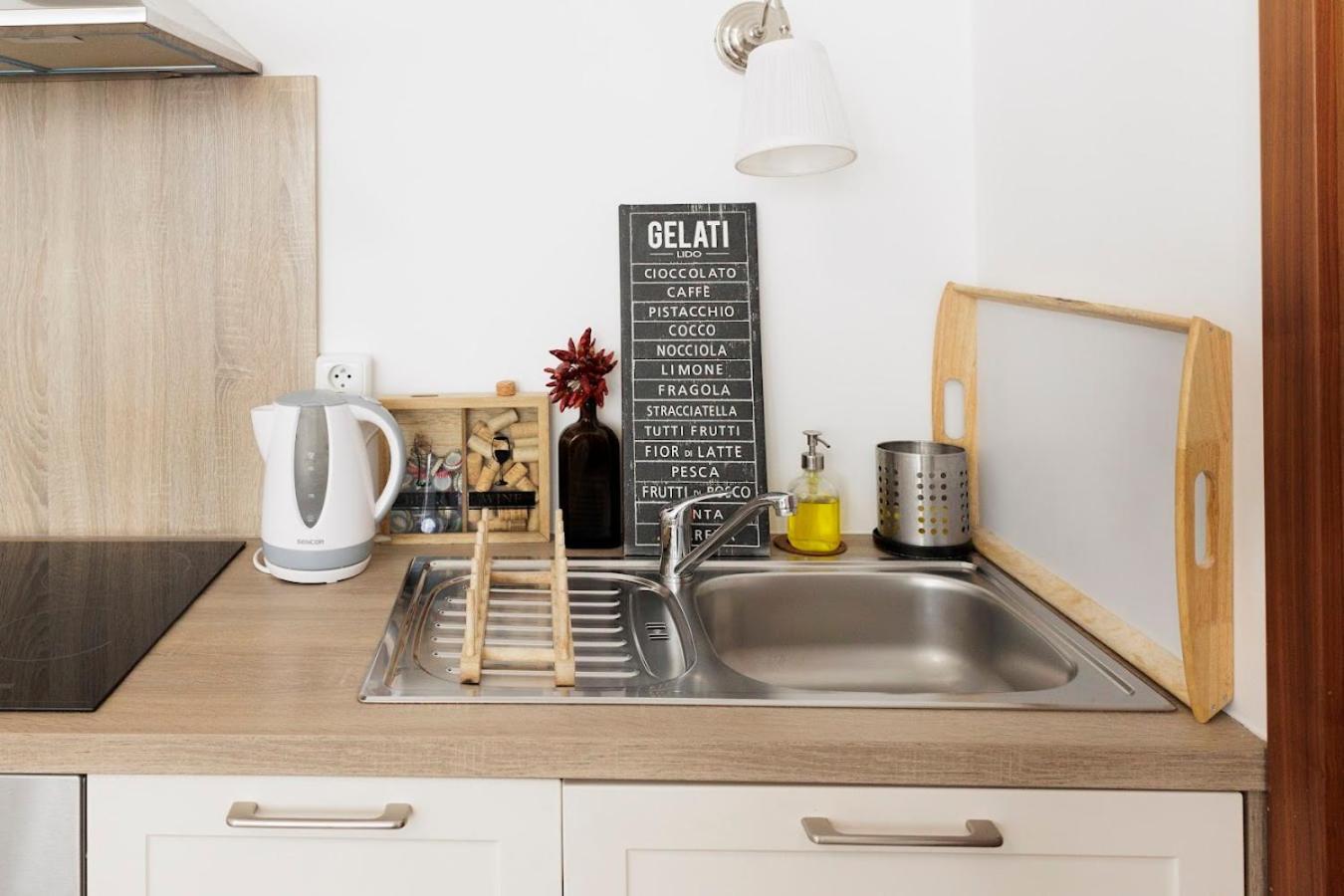 ברטיסלאבה Diamond Residence In Old Town With Free Parking מראה חיצוני תמונה