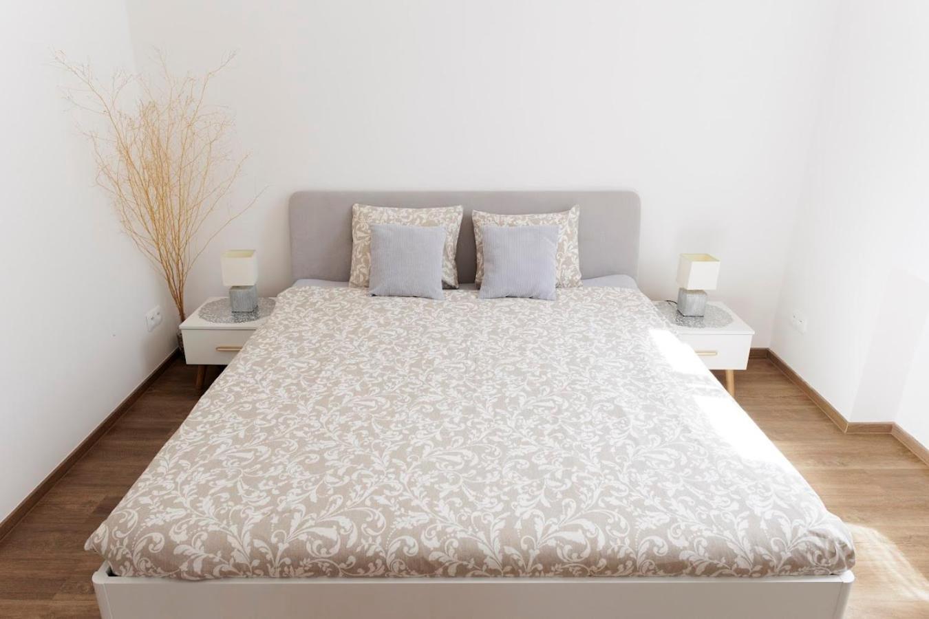 ברטיסלאבה Diamond Residence In Old Town With Free Parking מראה חיצוני תמונה