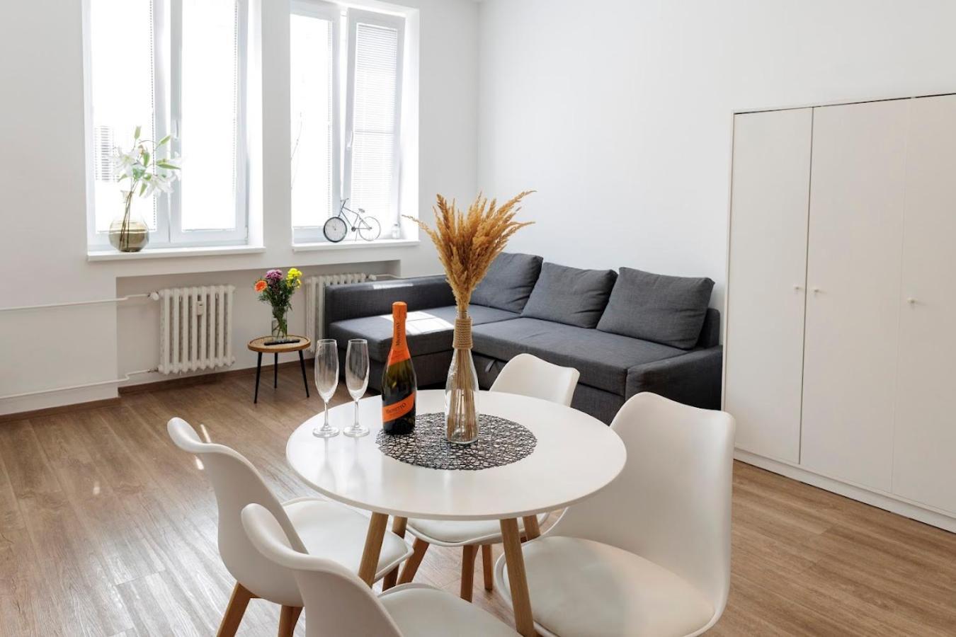 ברטיסלאבה Diamond Residence In Old Town With Free Parking מראה חיצוני תמונה