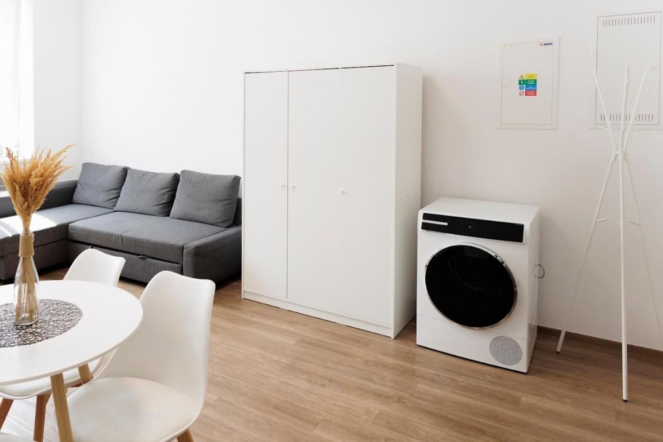 ברטיסלאבה Diamond Residence In Old Town With Free Parking מראה חיצוני תמונה