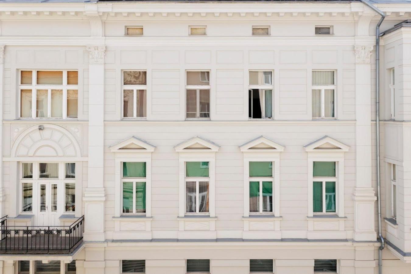 ברטיסלאבה Diamond Residence In Old Town With Free Parking מראה חיצוני תמונה