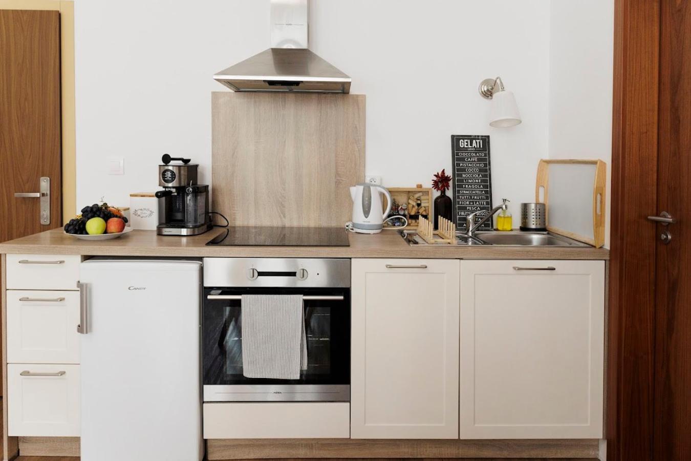 ברטיסלאבה Diamond Residence In Old Town With Free Parking מראה חיצוני תמונה