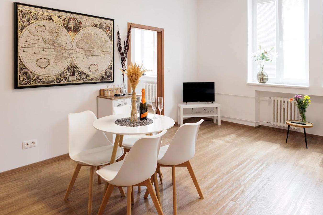 ברטיסלאבה Diamond Residence In Old Town With Free Parking מראה חיצוני תמונה
